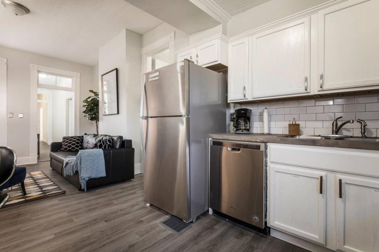 Louisville Dream House 4Br 2Ba By Cozysuites Eksteriør bilde